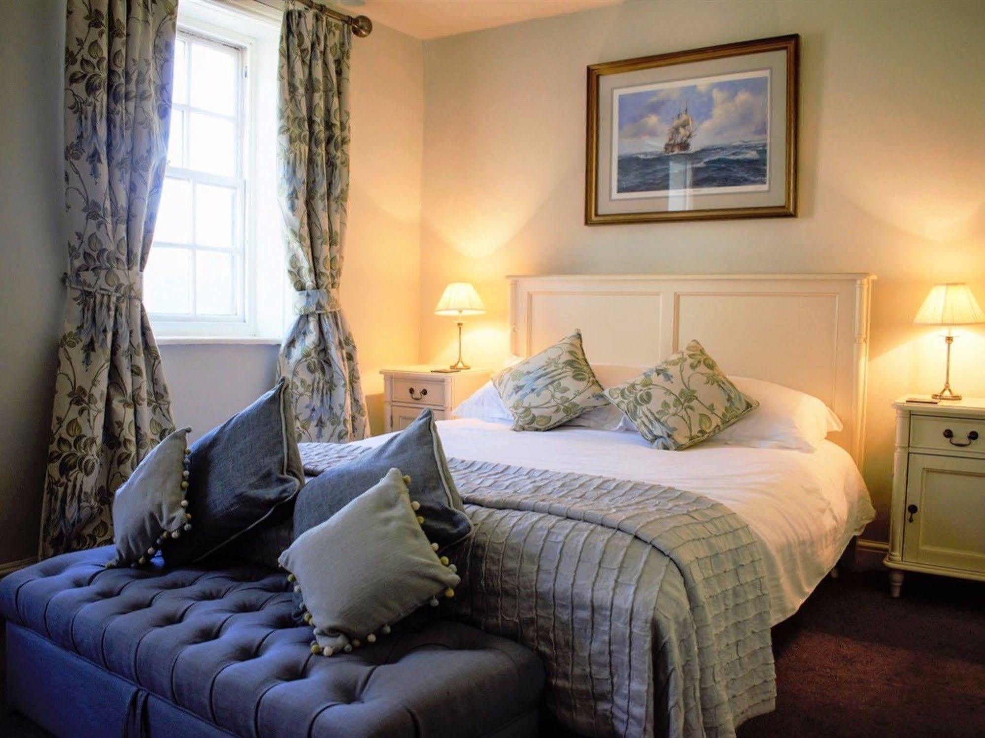 Hotel White Horse & Griffin Whitby Exterior foto